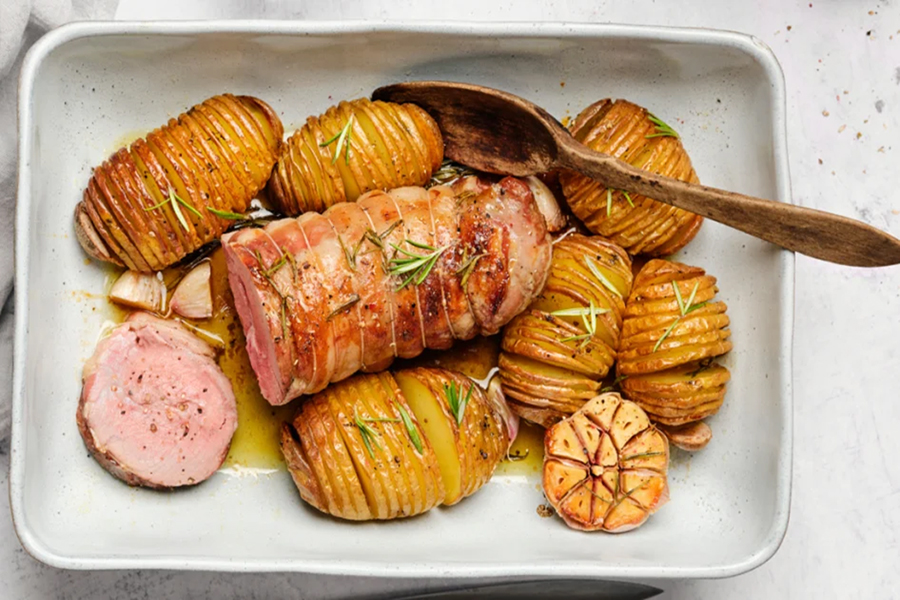 24/06 Rôti d'agneau au miel et au romarin, pommes de terre à la Suédoise